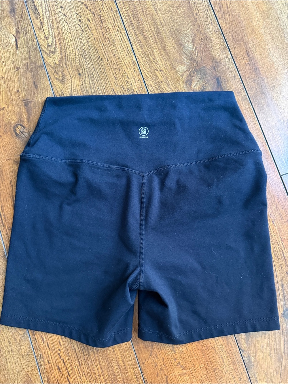 Saje Black High-Waist Athletic Shorts 4"